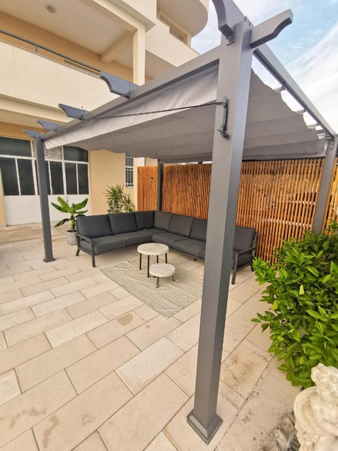 A4 Apartmani Kevic Kastela Exterior photo